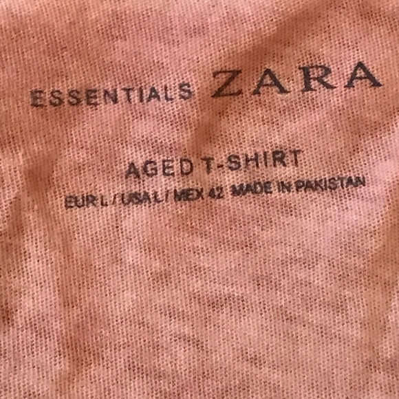 NWOT Zara Men’s Large Aged tshirt - Picture 2 of 3